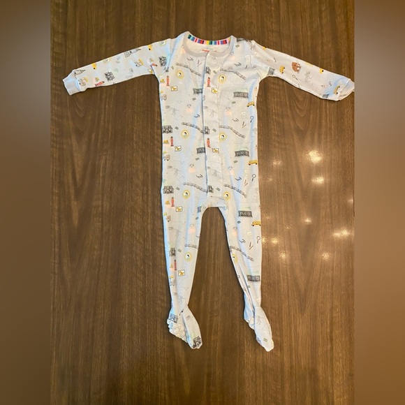 Bundle of three Magnetic Me pajamas. Size 12-18 months, 22-27lbs - Picture 6 of 7